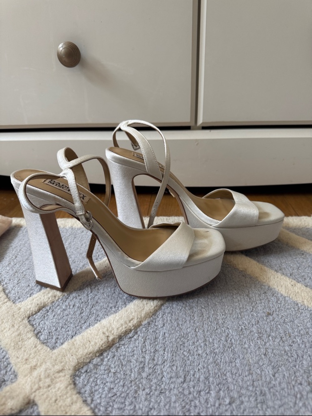 Badgley Mischka Ivory Platform Block Heel Sandals
